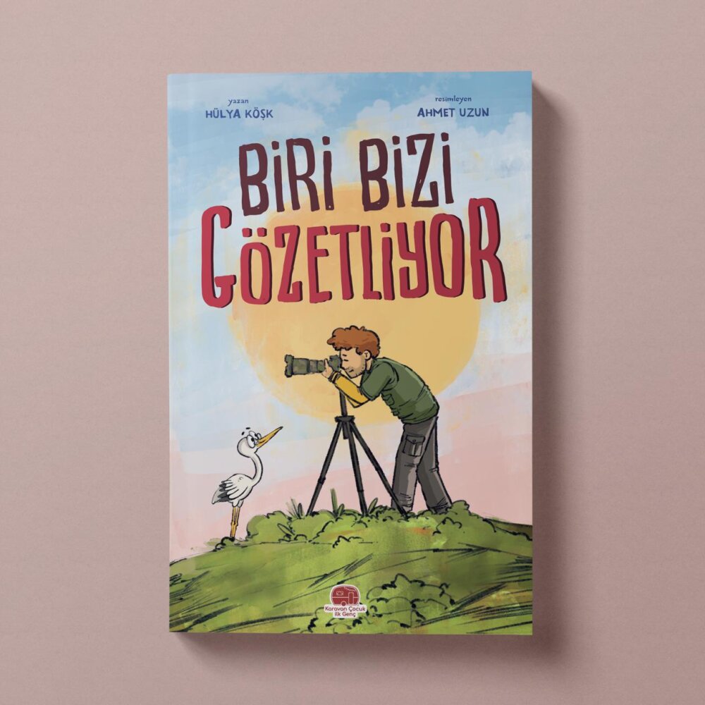 Biri Bizi Gözetliyor - Karavan İlk Genç