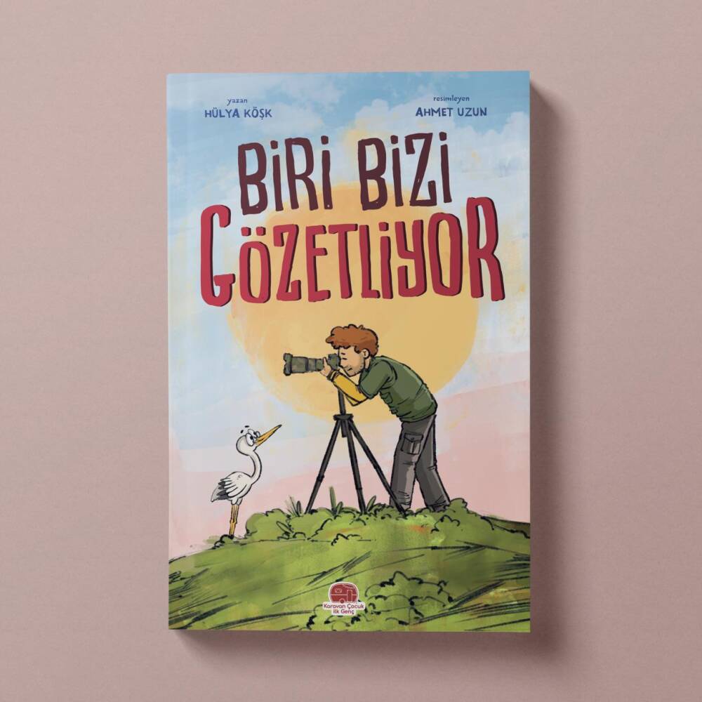 Biri Bizi Gözetliyor - 1