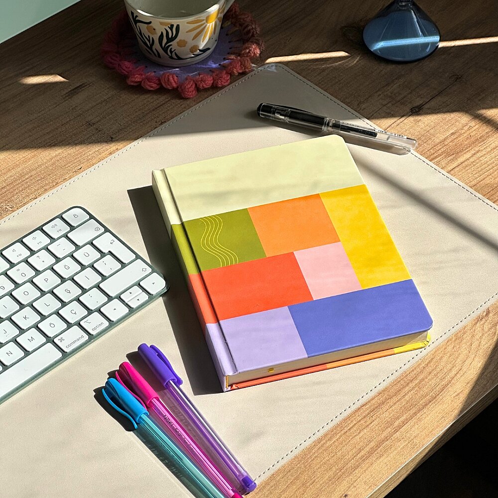 Eksen Notebook, Çizgisiz, 96 Yaprak, Lüks Ciltli 110 gr. Ivory Kağıt - Karavan Çocuk
