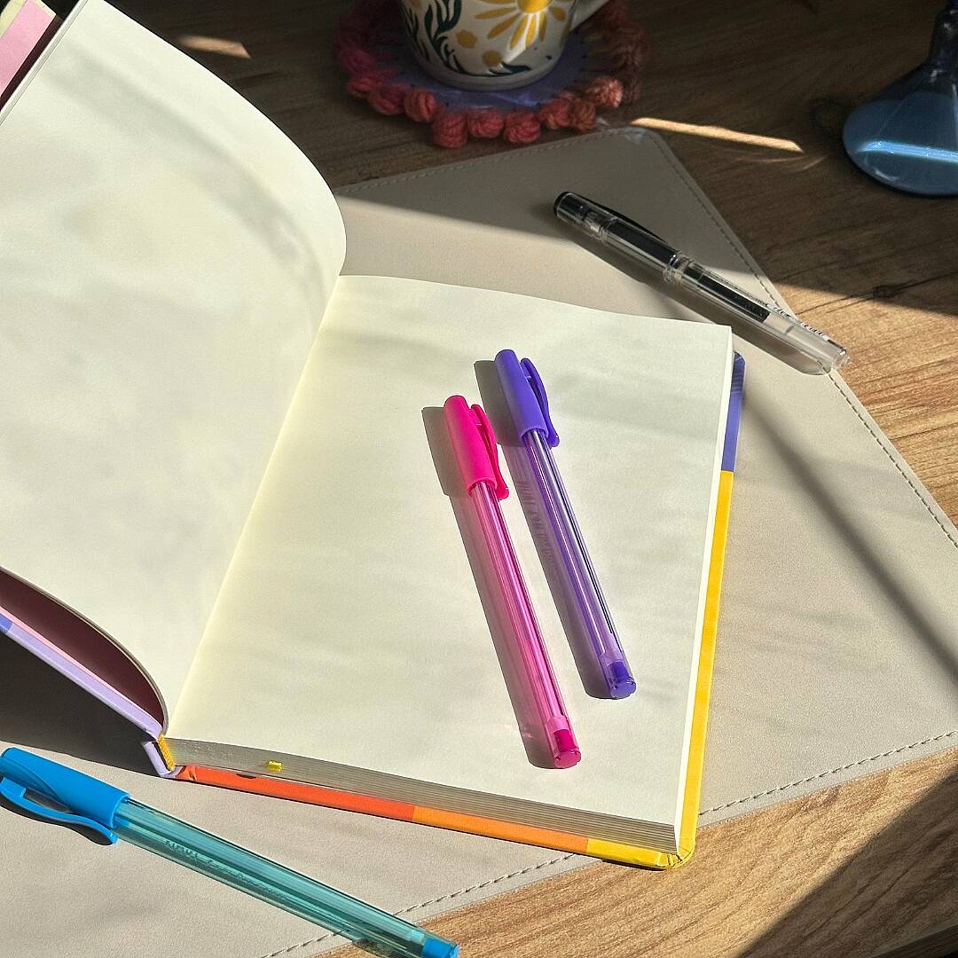 Eksen Notebook, Çizgisiz, 96 Yaprak, Lüks Ciltli 110 gr. Ivory Kağıt - 2